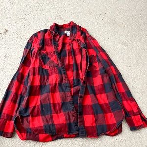 Old navy flannel, red and black, size s